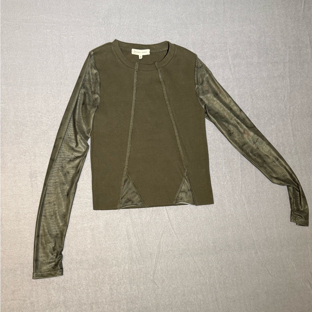 Exposed Seam Top GILDED INTENT Olive Night Small